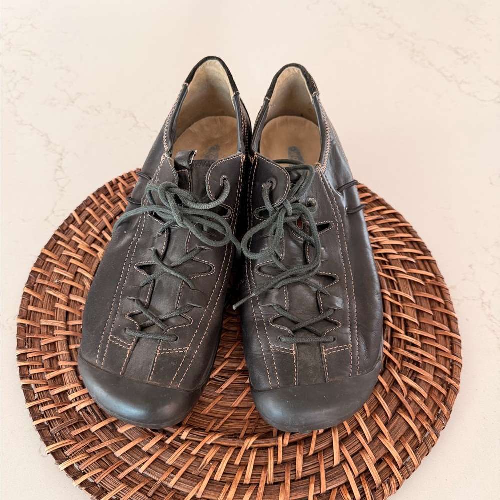 Wolky Black Leather Sneakers EU 42